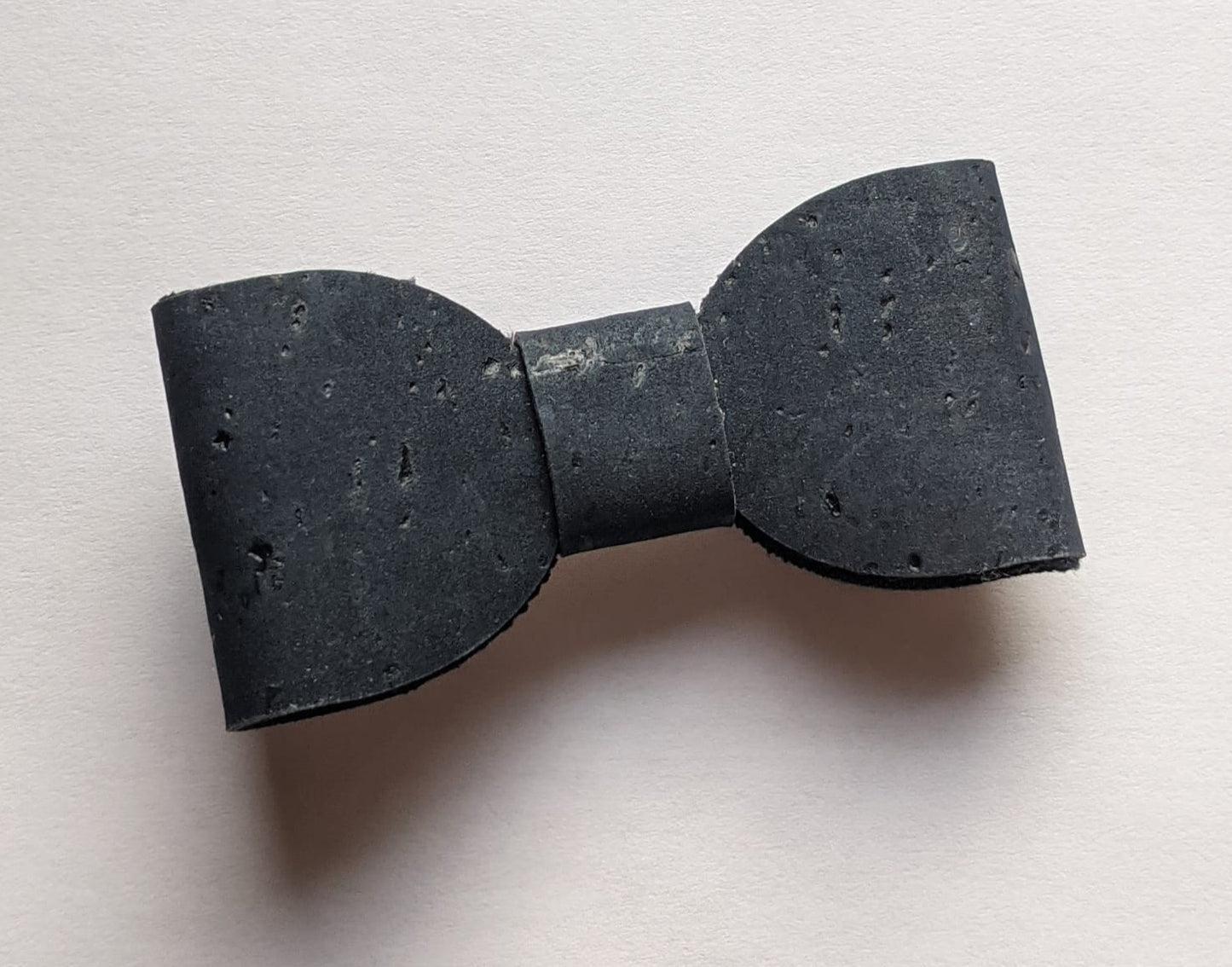 Rylie Cork Bow image 2