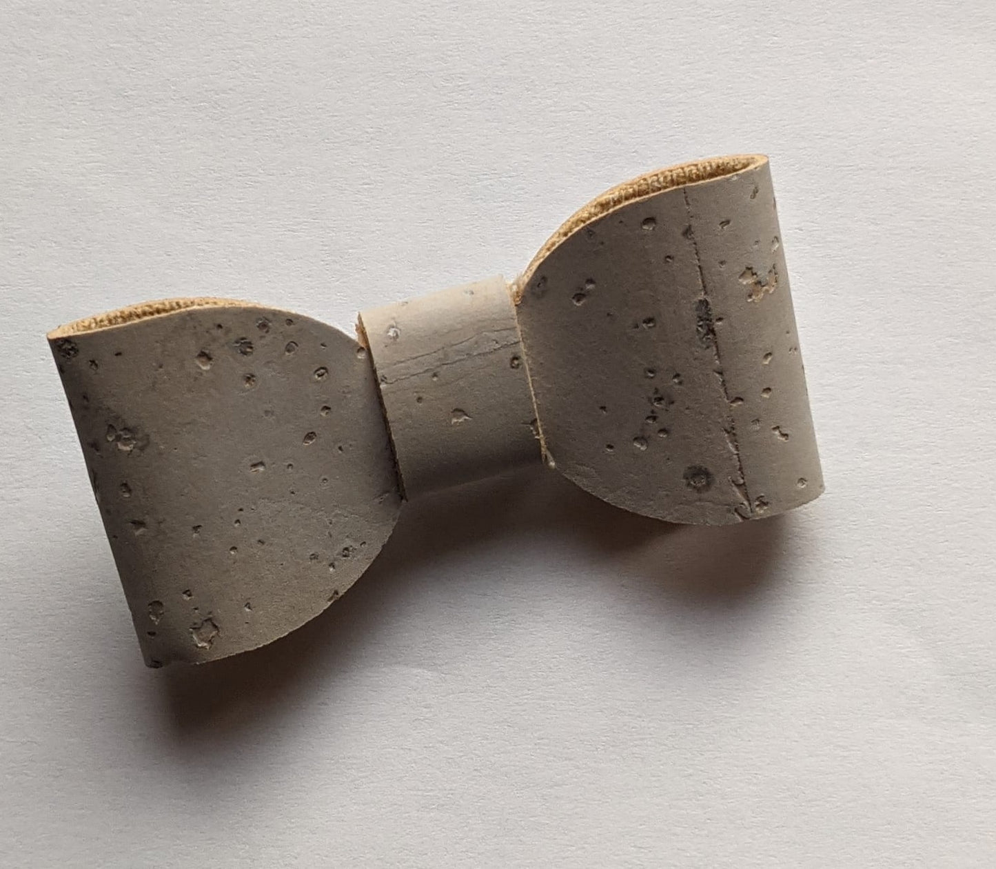 Rylie Cork Bow image 1