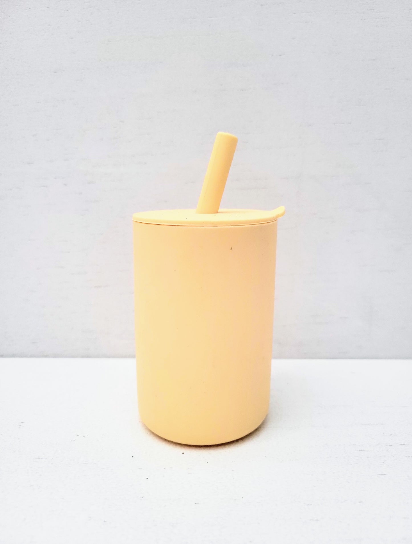 Silicone Cup with Straw image 3